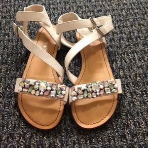Madden Girl Sandals ✨✨✨